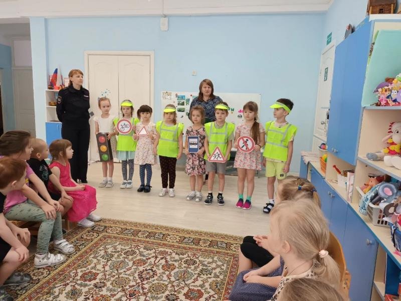 В Чайковском госавтоинспекторы и общественники выступили организаторами мероприятия для дошкольников